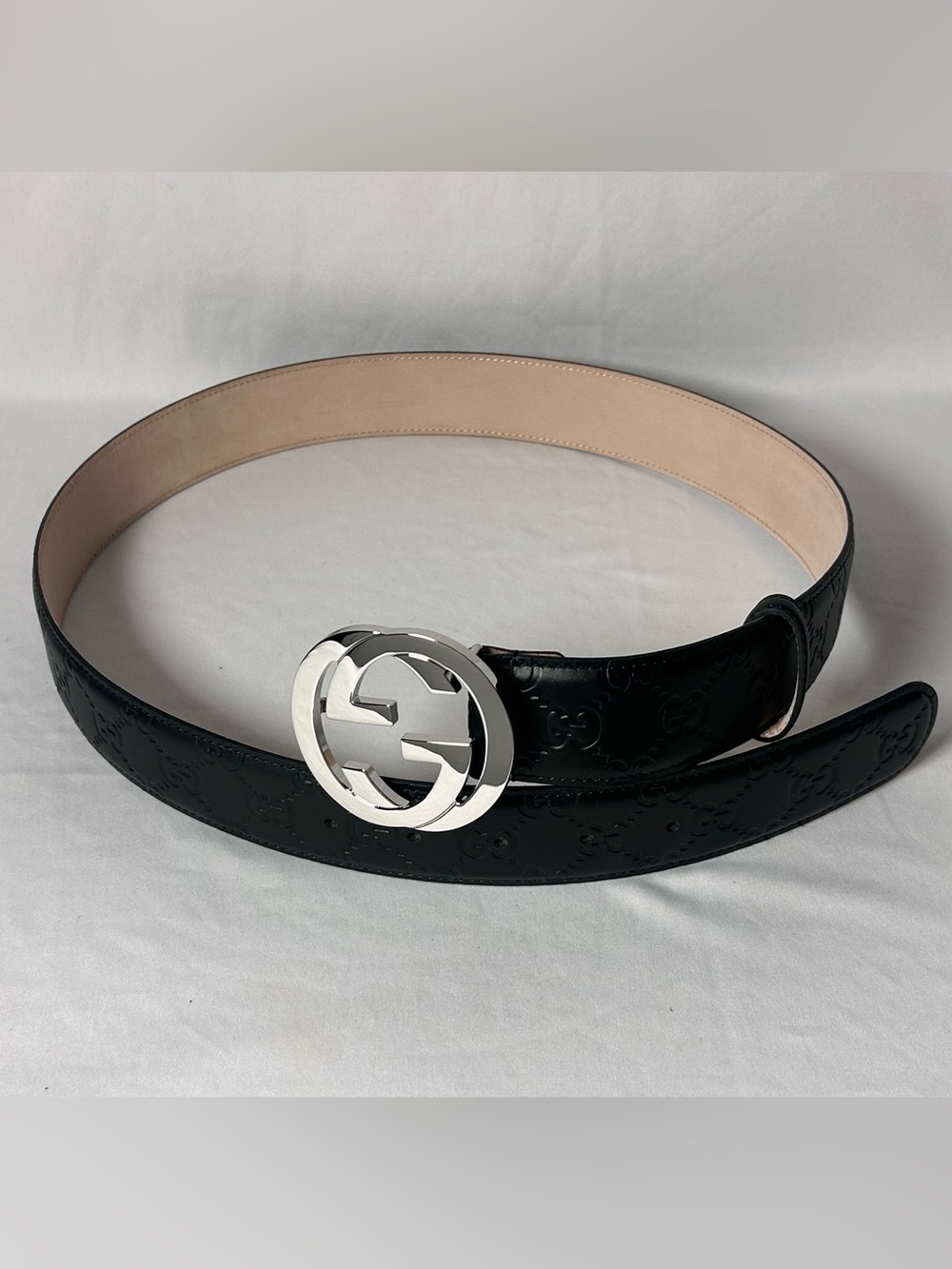 Gucci Men's Black Embossed GG Leather Belt with Silver Interlocking G Buckle 44 - Picture 3 of 9